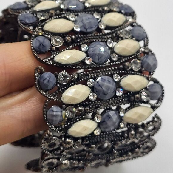 Bohemian Filigree Bangle Bracelet 2 in wide - Picture 1 of 6